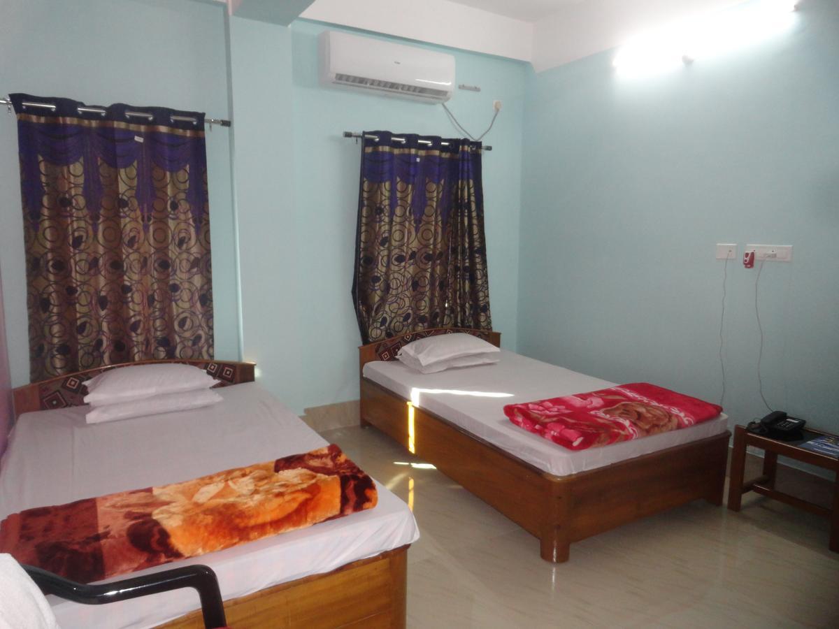Hotel Kaustav Tezpur Eksteriør bilde
