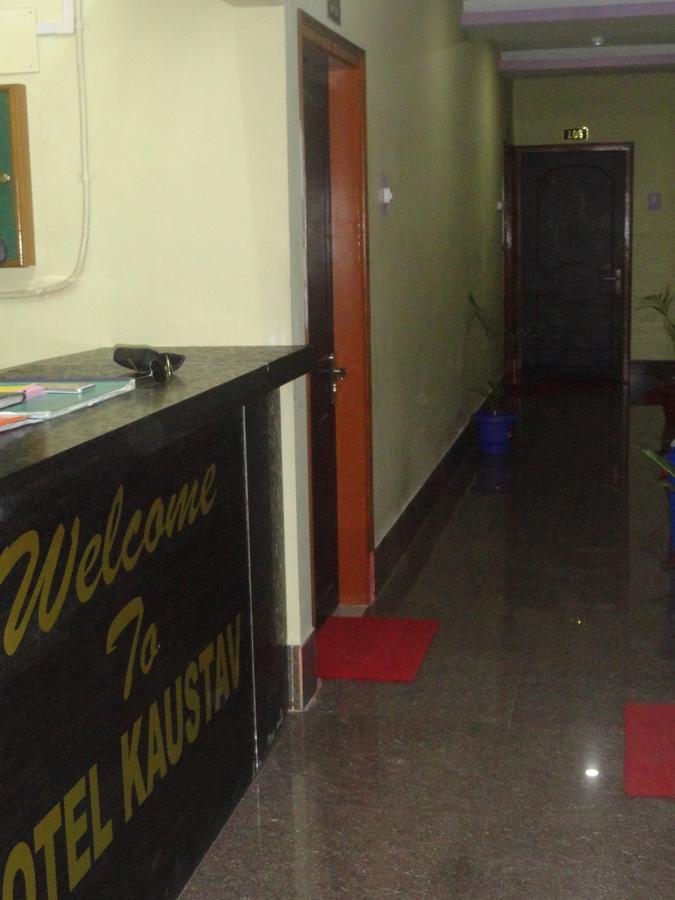 Hotel Kaustav Tezpur Eksteriør bilde