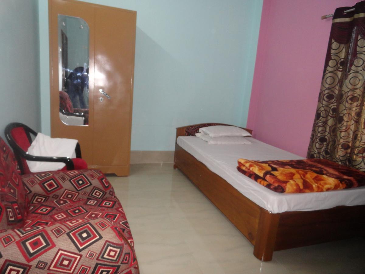Hotel Kaustav Tezpur Eksteriør bilde