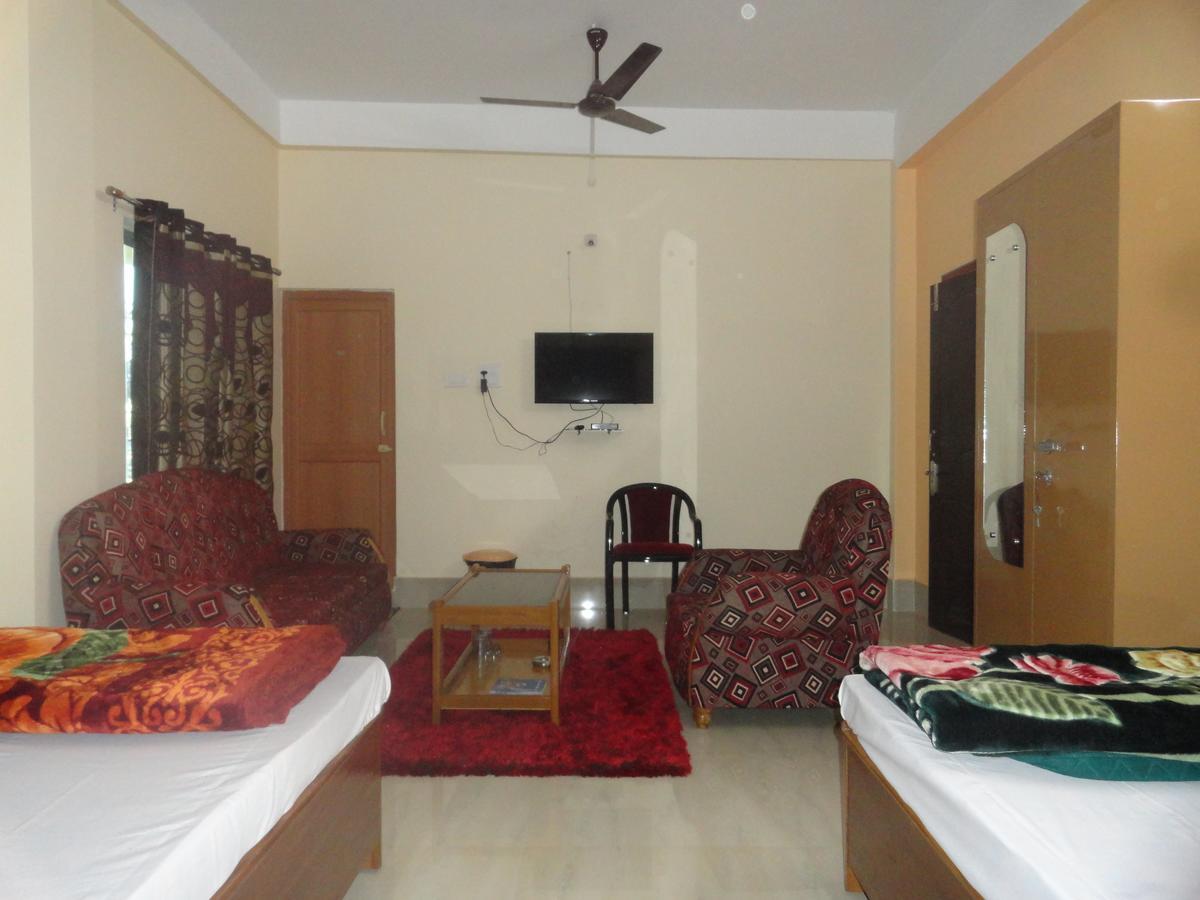 Hotel Kaustav Tezpur Eksteriør bilde